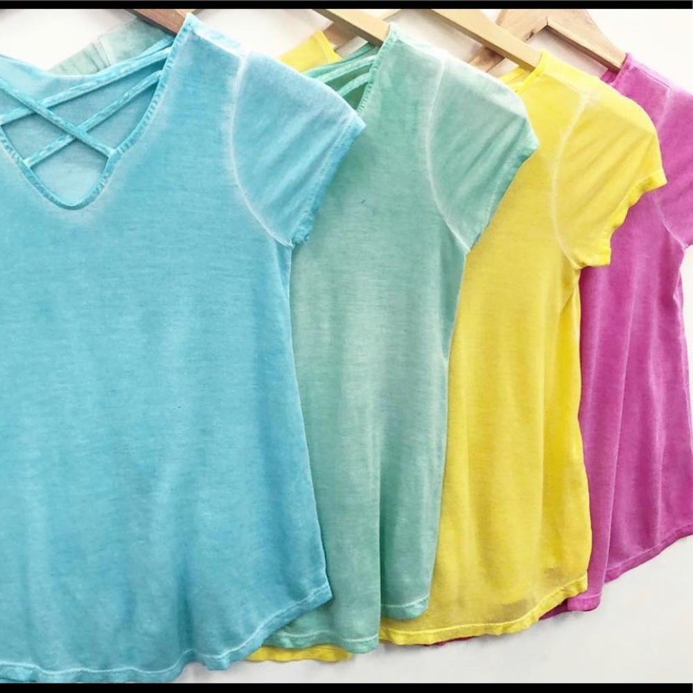PINK CRISS-CROSS SHIRT (CHILD M)